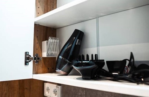 Innenstadt Apartment | Fewo7/zentrum/balkon/pool/garage