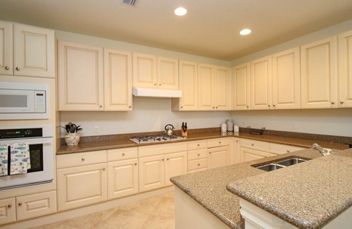 Naples House | FIDDLER'S CREEK 3/3 WATERFRONT COACH HOME, SOCIAL MEMBERSHIP TO FIDDLER'S CREEK