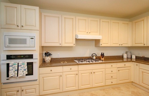 Naples House | FIDDLER'S CREEK 3/3 WATERFRONT COACH HOME, SOCIAL MEMBERSHIP TO FIDDLER'S CREEK