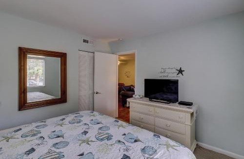 Folly Field Apartment | Fiddlers Cove 10G