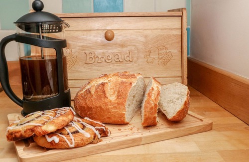 Peak District Cottage | Field View