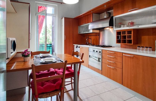 Vicenza Apartment | [FIERA - CENTRO] Comfortable apartment with parking
