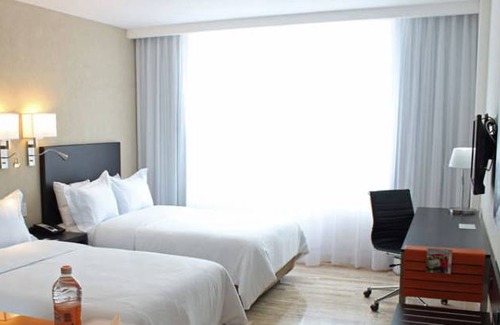 Chetumal Hotel | Fiesta Inn Chetumal