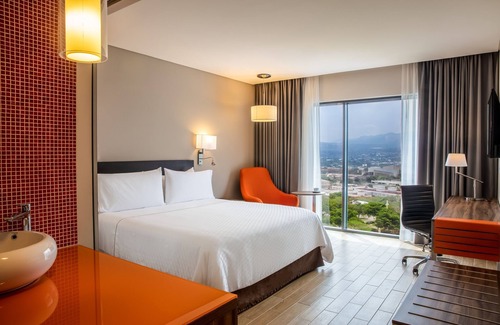 Tuxtla Gutierrez Hotel | Fiesta Inn Tuxtla Fashion Mall