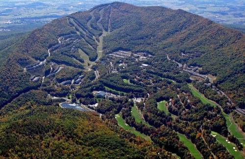 McGaheysville Condo | FINALLY! A mountaintop 4th of July vacation week at Massanutten. RESERVE NOW!