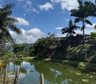 Quebradanegra Resort | Finca Campestre Colibrí