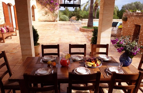 Portocolom House | FINCA CAN BUHO: in the nature reserve, 20 bathing bays, many places to go out