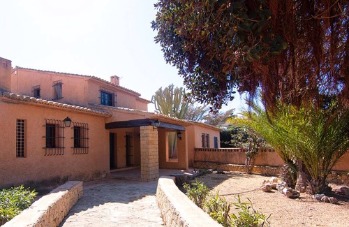 Benissa Coast Ski Chalet | Finca Fustera Spacious and fascinating villa on the coast of Benissa