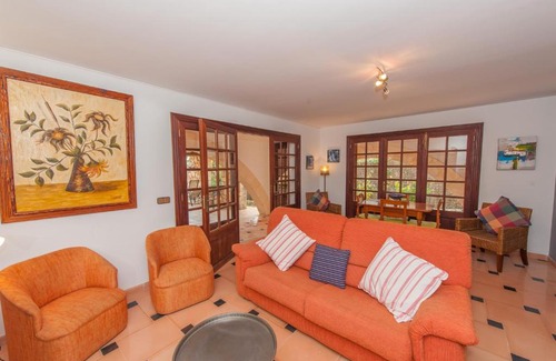Costa de los Pinos Villa | Finca S'Ullastre
