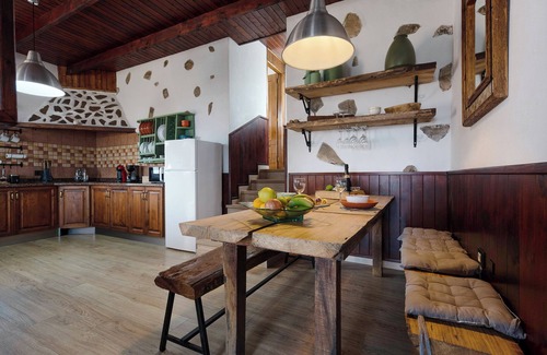Los Realejos Villa | "Finca Viña Maria" with Sea View, Private Pool & Wi-Fi