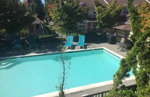 Mukilteo House | Find comfort during your extended stay in Mukilteo, WA