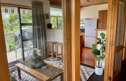 Lake Tarawera House | Find Your Peace at Trout Lodge!