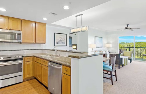 Poipu Resort | 𝐅𝐢𝐧𝐝𝐢𝐧𝐠 𝐌𝐞𝐢𝐥𝐢 Beach Fun at Waiohai Club +Resort Amenities. 2-Bedroom