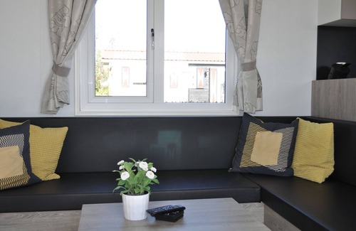Serooskerke Ski Chalet | Fine and clean chalet centrally located