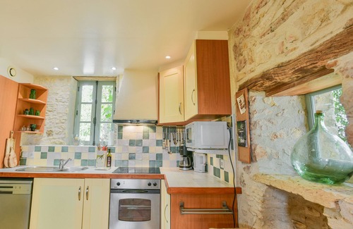 Degagnac House | Fine holiday home with a shared pool