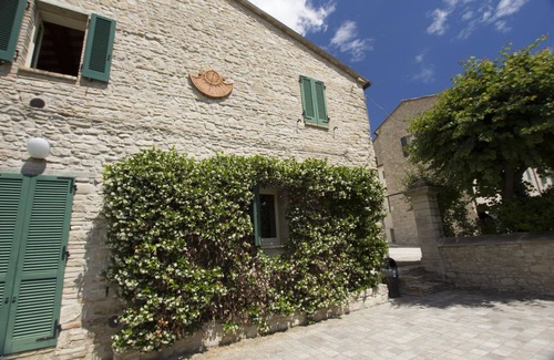 Breda di Piave Villa | Finely Reconstructed Villa Manifesting Medieval Time