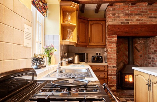Dalbury Lees Cottage | Finest Retreats | The Farmhouse at Nether Burrows Farm