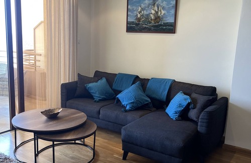 Larnaca City Centre Apartment | Finikoudes Beech front views Carisa Ithaki