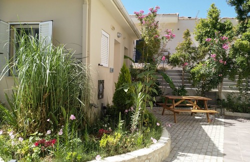 Foinikounta Apartment | Finikounda ~ Light & Airy Studio Apartment