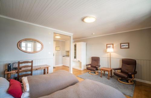 Finnoy Hotel | Finnøy Bryggehotell - by Classic Norway Hotels