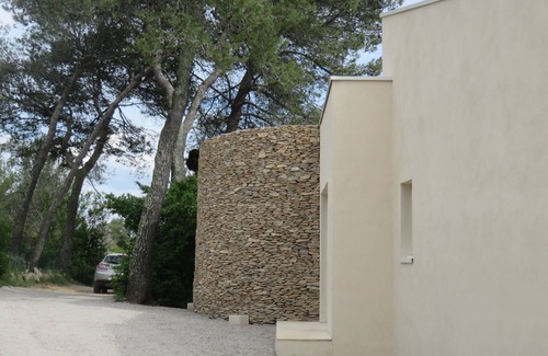 Quartier des Espesses House | Fiona : Chambre d'Hotes du Mas Corbiere