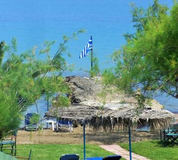 Xirokastello Apartment | Fiore Beach Studios