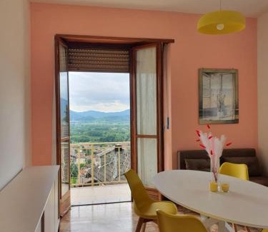 Almese Apartment | Fiori e Frutti LT - Un balcone sulla Valle di Susa