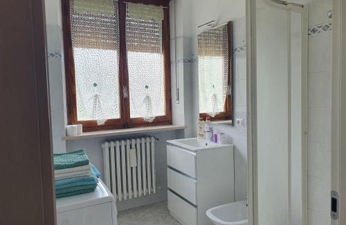 Almese Apartment | Fiori e Frutti LT - Un balcone sulla Valle di Susa