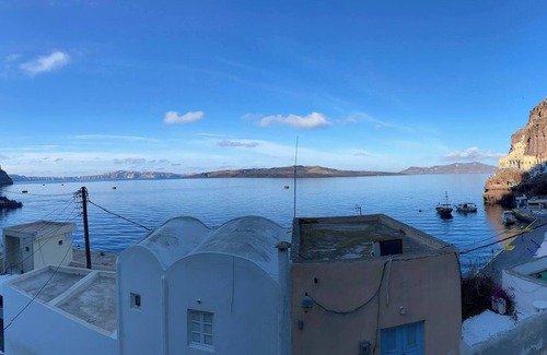 Fira House | Firaoldport Caldera Sea & Volcano View - 2 Joined Houses