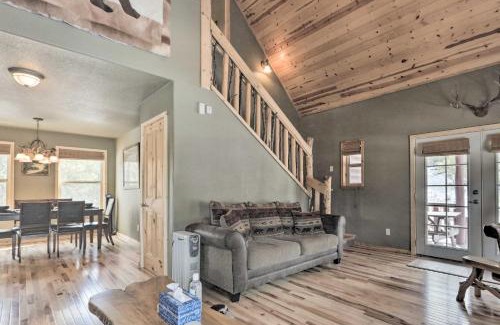 Overgaard House | Fire Pit and Game Room Heber-Overgaard Cabin!