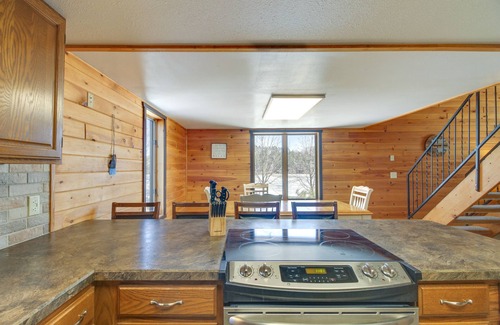 Park Rapids Cabin | Fire Pit + Lake View: Cozy Park Rapids Cabin