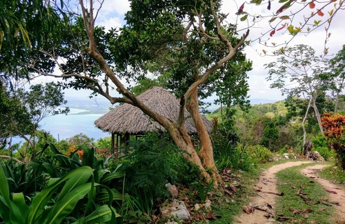 Cave House | Firefly cottage with Ocean view