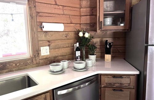 Bryson City Cabin | Firefly, Luxury Treetop Safari Tent in Deep Creek