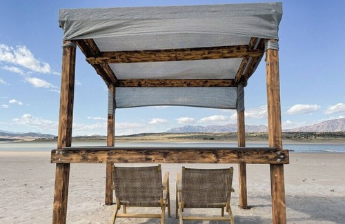 Juab County House | Firepit-Shade-Chairs-Dark Skies