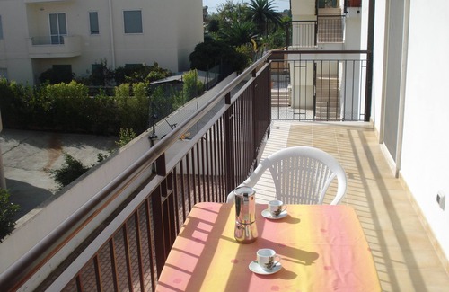 Ginosa Marina Apartment | First floor apartment overlooking pool 15 minutes from blue ribbon beach