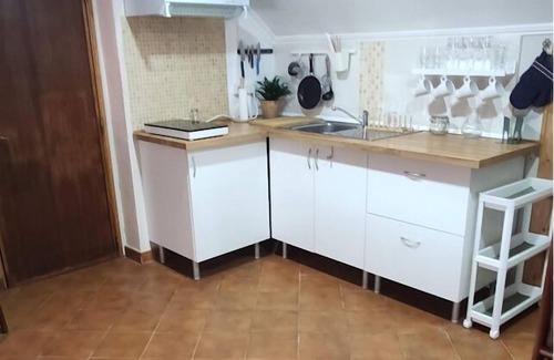 Carcavelos Apartment | First Floor Attic Apartment