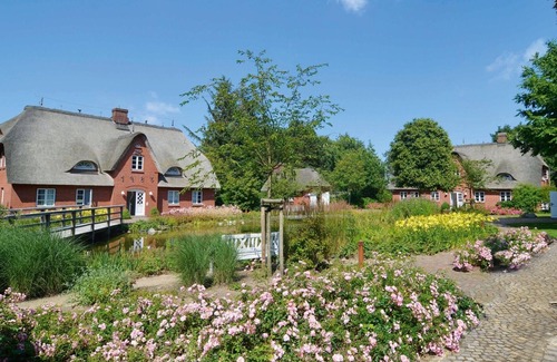 Norddorf Apartment | First floor/basement apartment with terrace, up to 5 persons, incl.