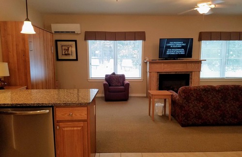 Bartlett Condo | First Floor Studio Condo across the street from Attitash