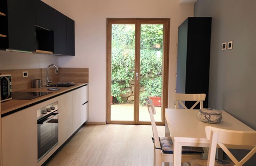 Annunziata Apartment | First floor villa with heated pool and garden