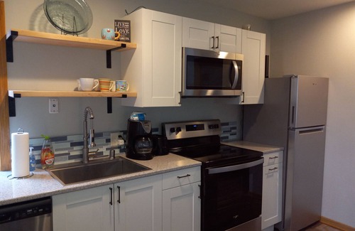 Poynette Condo | Fisher's Flop - A Lofted Condo on the Wisconsin River