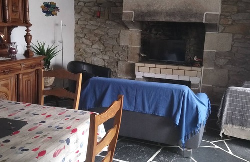 Pleumeur-Bodou House | Fisherman's house on Ile Grande (Pleumeur Bodou) near the sea