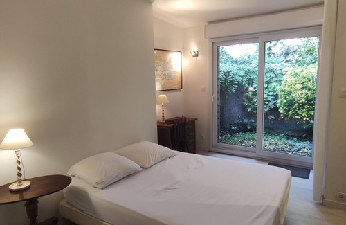 Saint-Armel House | Fisherman's house 50 meters from the sea in one place!