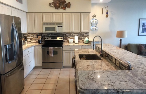 Long Key Condo | Fishing and Boating Paradise with 30 Foot Boat Slip and Swimming Pool