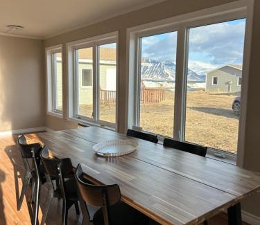 Sudureyri House | Fisk Club Cottages Suðureyri - Sailor's House