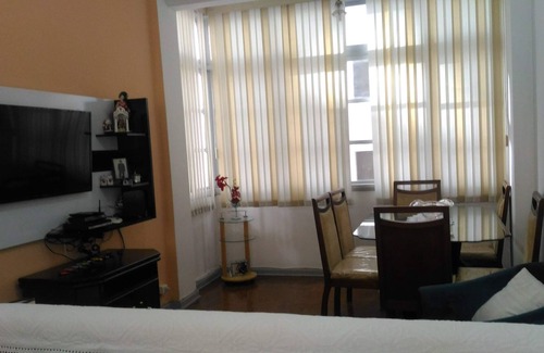 Pompeia Apartment | fit at Gonzaga av beach next Pao de Acucar