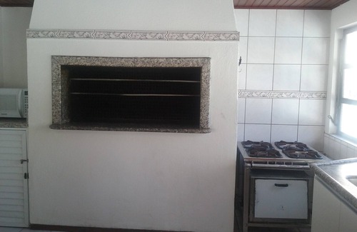 Ingleses Norte Apartment | Fit BEACH- condominium in FRONT OF THE SEA. wifi, beach chairs, air, umbrella