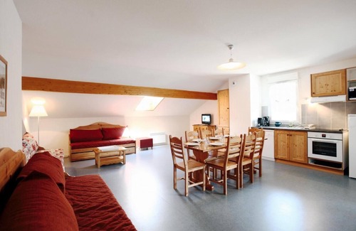 Avrieux Apartment | Fitness, balcony, parking, tv, ski locker, 34m², La Norma
