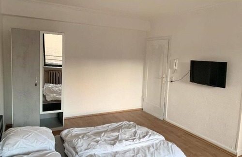 Gladbach Apartment | Fitters' apartment Mönchengladbach Geroweiher 2