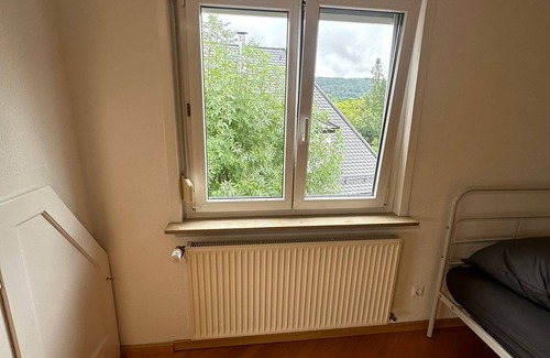 Kraherwald Apartment | Fitters' apartment for 5 people in Stuttgart, quiet location, central, parking spaces