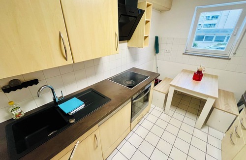 Hallschlag Condo | Fitters' apartment with 6 beds and garden